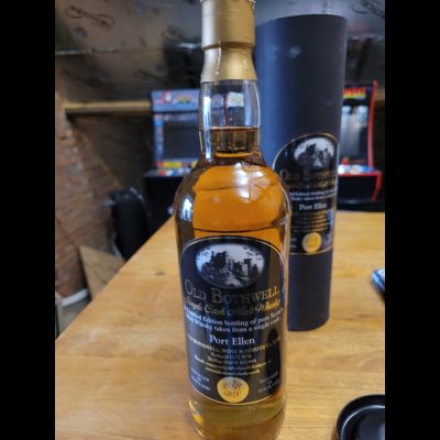 Old Bothwell single cask 1983 Port Ellen