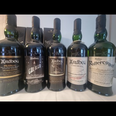 “Ardbeg Collector Set – Committee Releases – Supernova / Rollercoaster / Corryvreckan / Galileo / Ardbog”